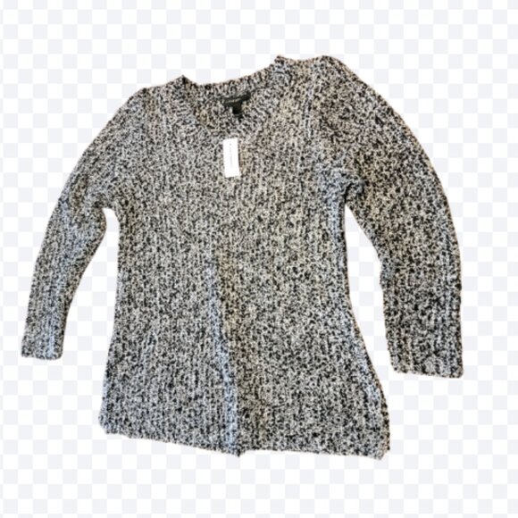 Lane Bryant V Neckline Black & White Marled Knit Chunky Sweater - Picture 1 of 9